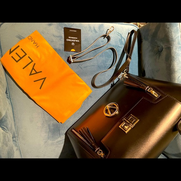 MARIO VALENTINO CARMILLA LEATHER TOTE NWT - Picture 5 of 9